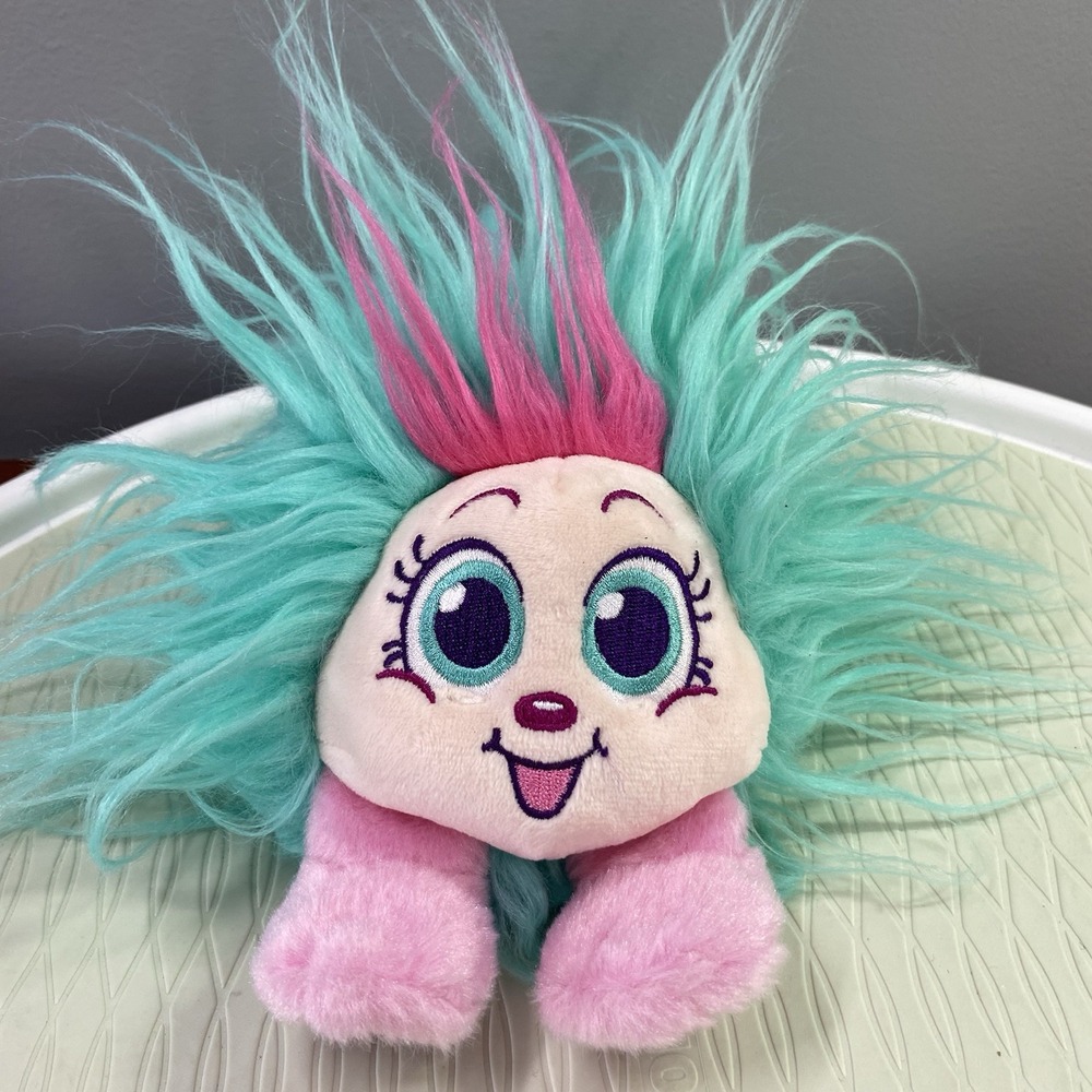 NEW Small Plush Shnooks Aqua &Pink‎ Troll Hair & Peach Face Stuffed Animal